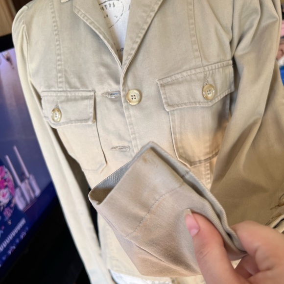 Vintage Early Y2K JUICY COUTURE 100% Cotton tan Jacket w/ buttons down sleeve. - Picture 13 of 16